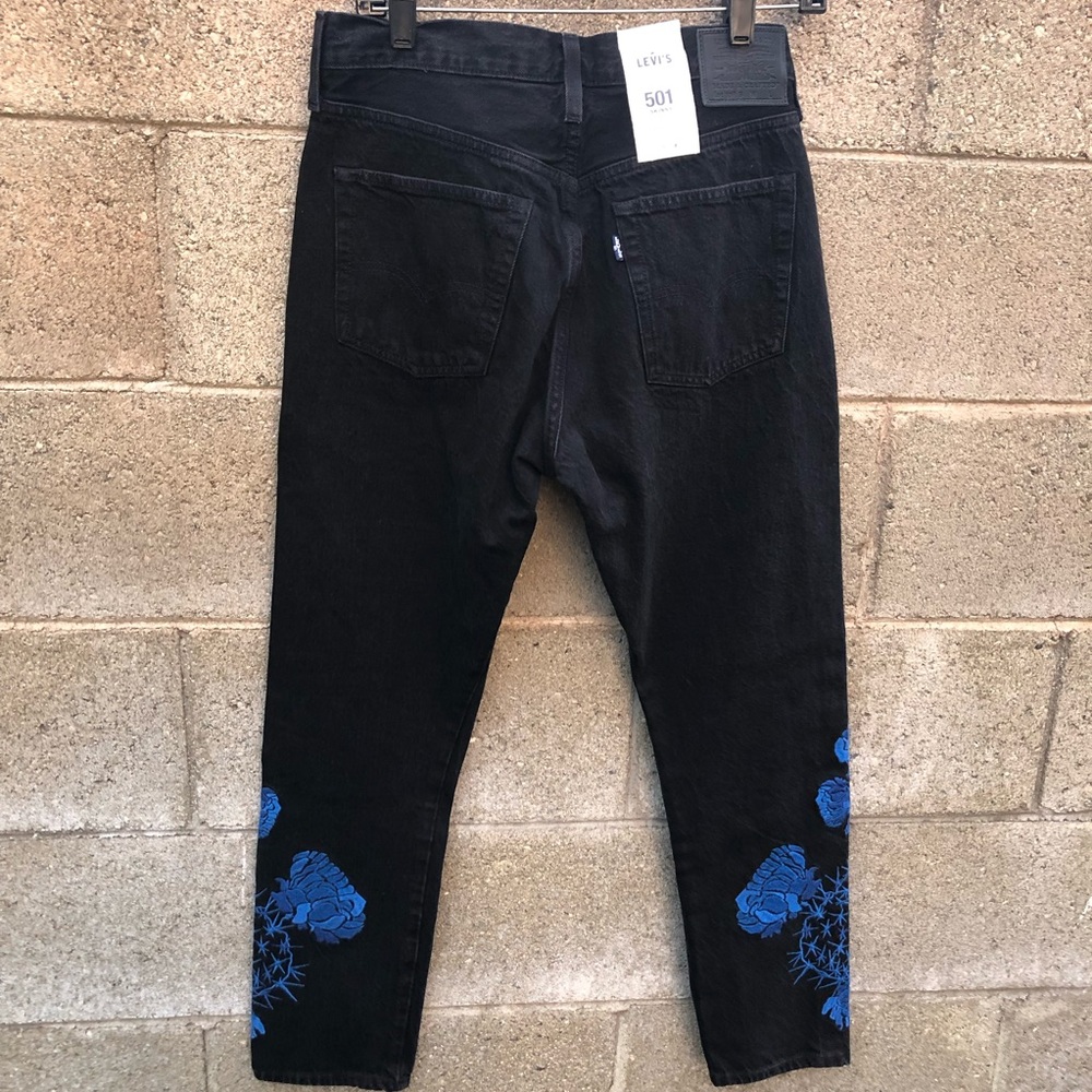 LEVI’S 501 Skinny High Rise Jeans Black Floral NWT - Picture 7 of 8